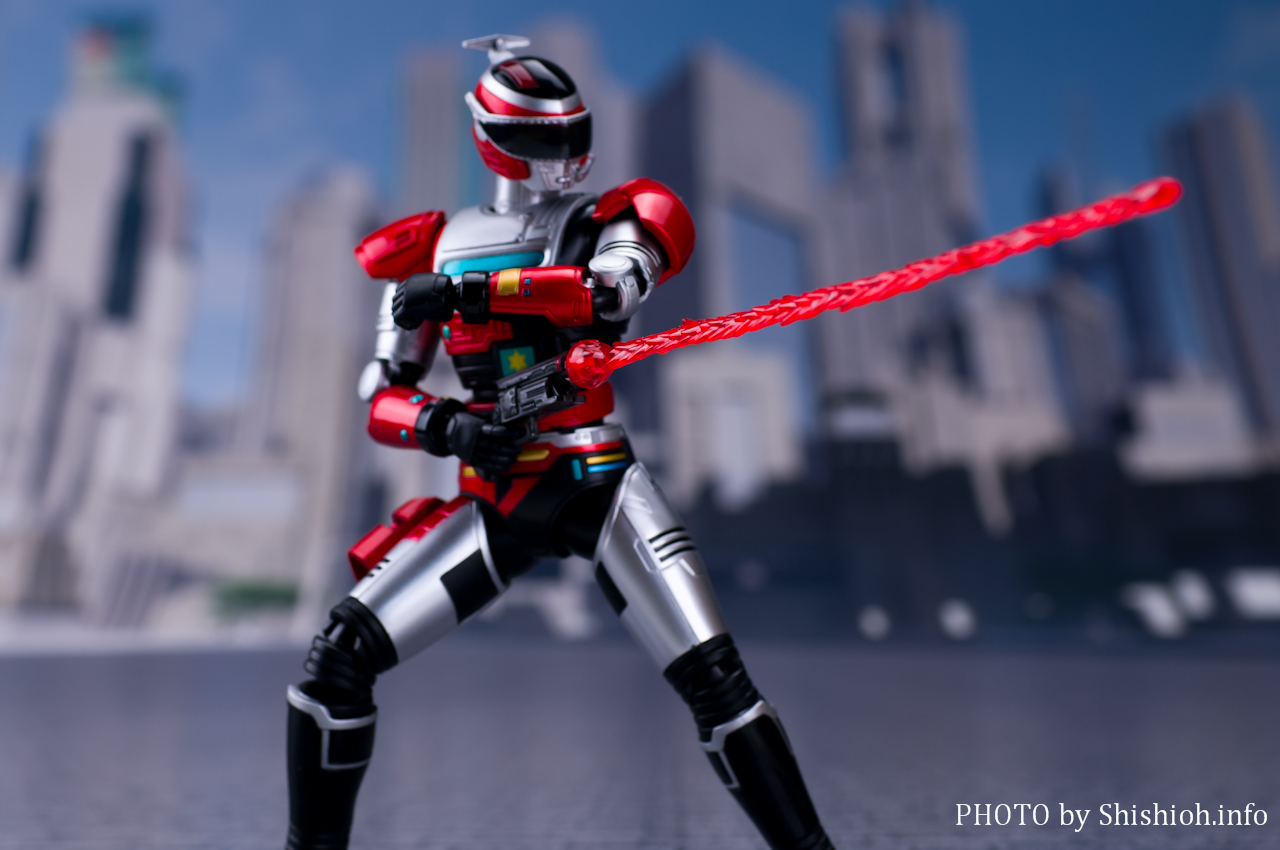 レビュー】 バンダイ S.H.Figuarts ファイヤー [特警ウインスペクター]