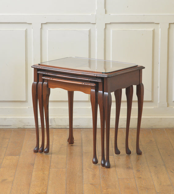 英国アンティーク猫脚ネストテーブル3台/木製机/サイドテーブル(83-182