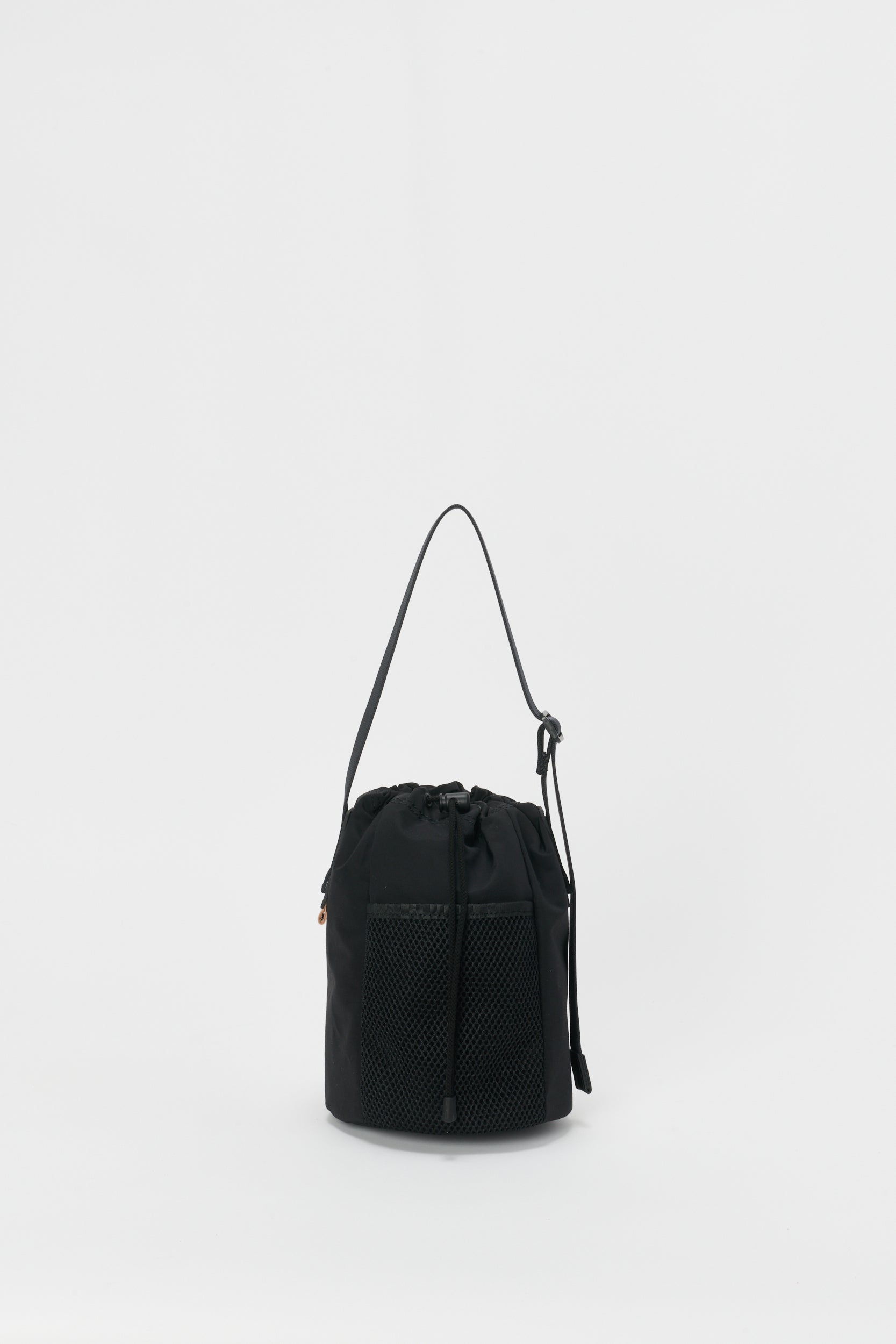 Hender Scheme 「functional bucket bag / black」 – SISTER