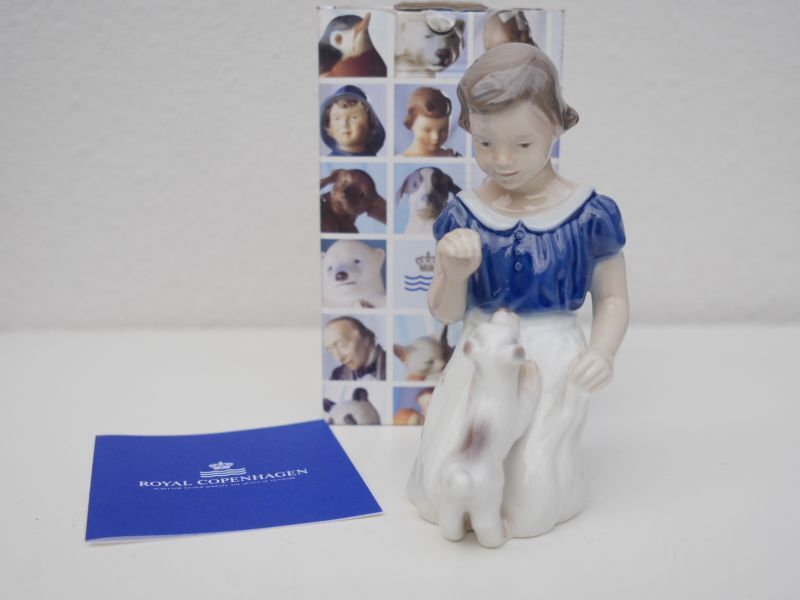 ROYALCOPENHAGEN 少女と犬 フィギュリン 犬 共箱 ロイヤル