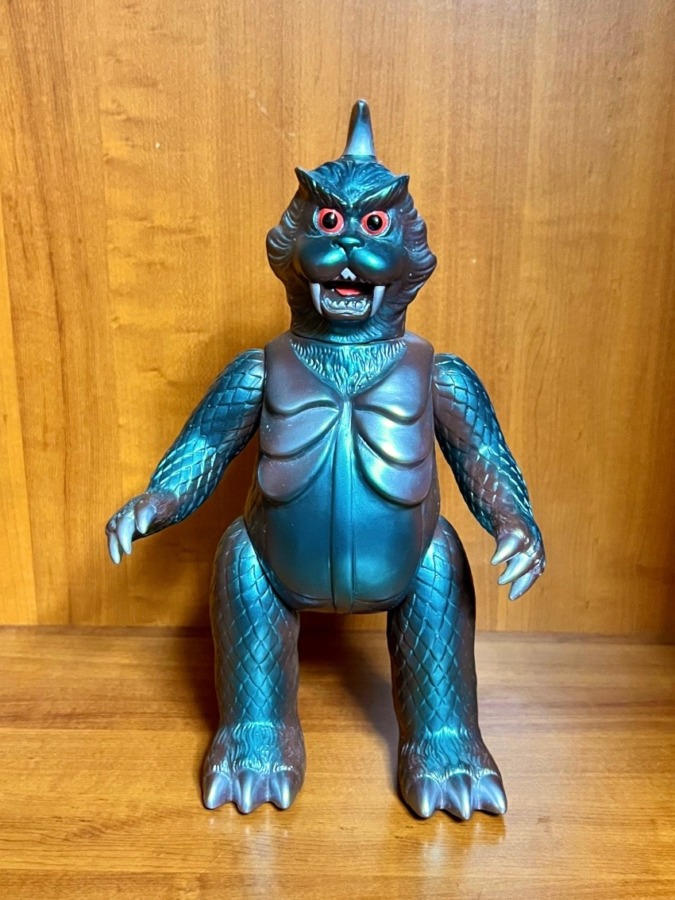 マルサン初期元型ゴメスからの作成版！ | ソフビマニア - 日本最大の