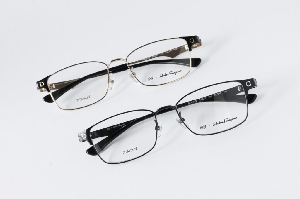 高品質の「999.9」と高級ブランド「フェラガモ」の限定メガネ！コラボ