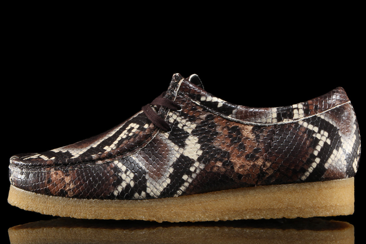 Wallabee Brown Snake Print – Premier