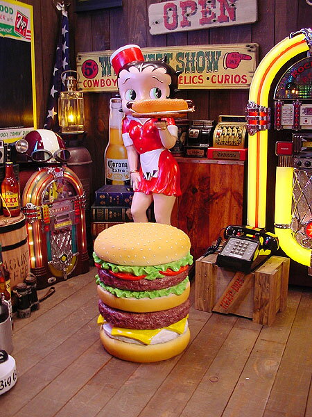 アメ雑貨好きが選ぶとイスはこうなる！ハンバーガーチェアー □ 椅子