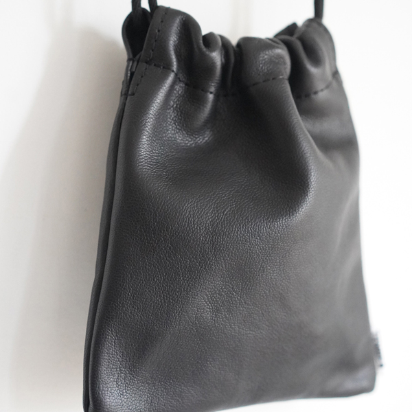 巾着POCHETTE GOAT - TEMBEA