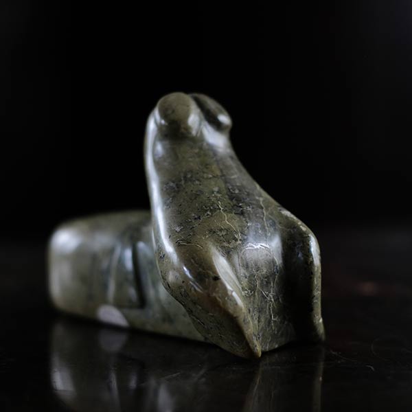 イヌイット・アート セイウチのスカルプチャー – zakka store towi