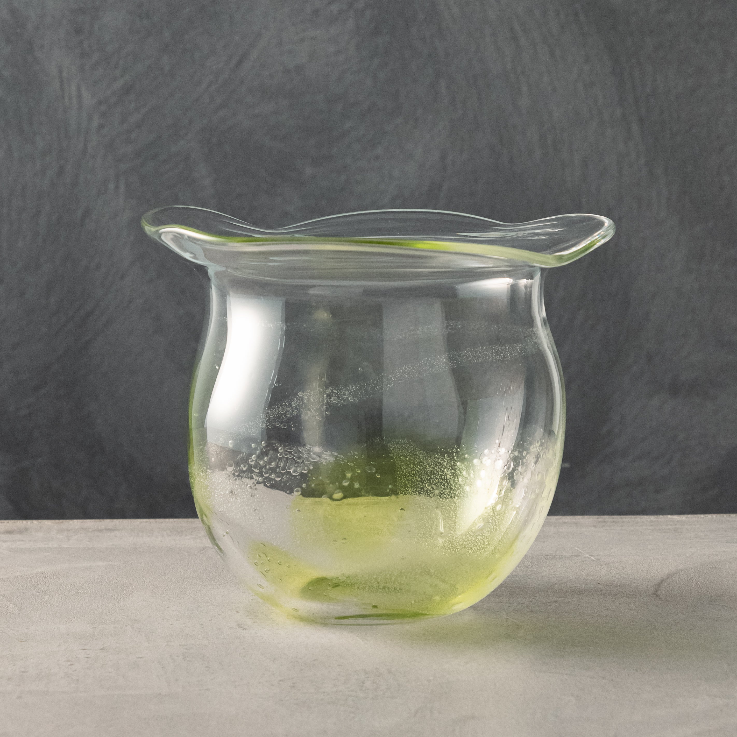 金魚鉢 黄 – TSUCHI-YA │ ガラスの器と工芸