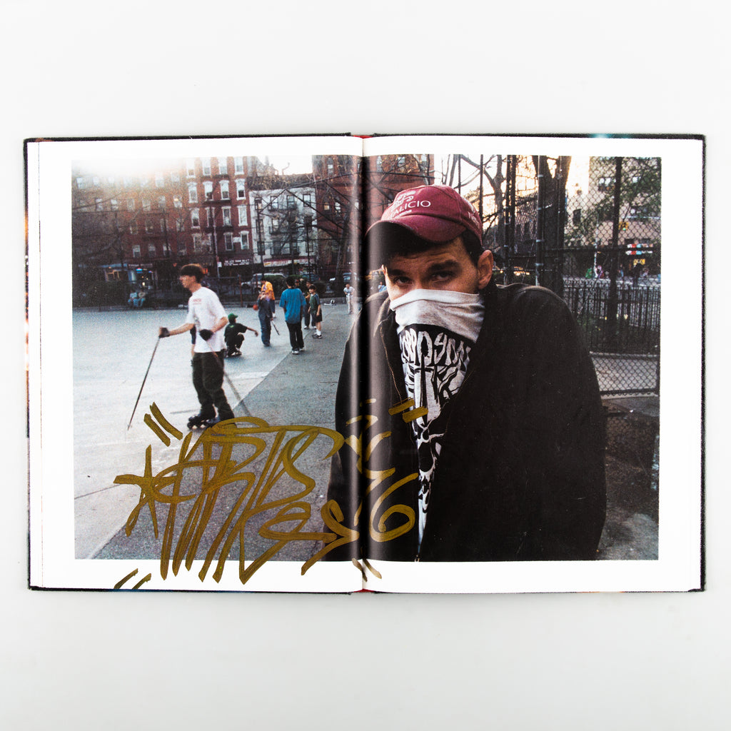 Autograf: New York City's Graffiti Writers by Peter Sutherland