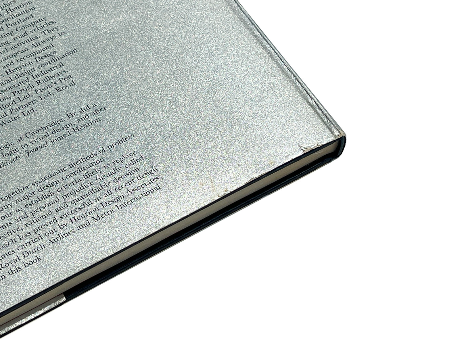 アート・デザイン・音楽 Design Coordination and Corporate Image