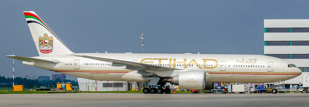Etihad Airways Boeing 777-200LR A6-LRB With Aviationtag JC Wings