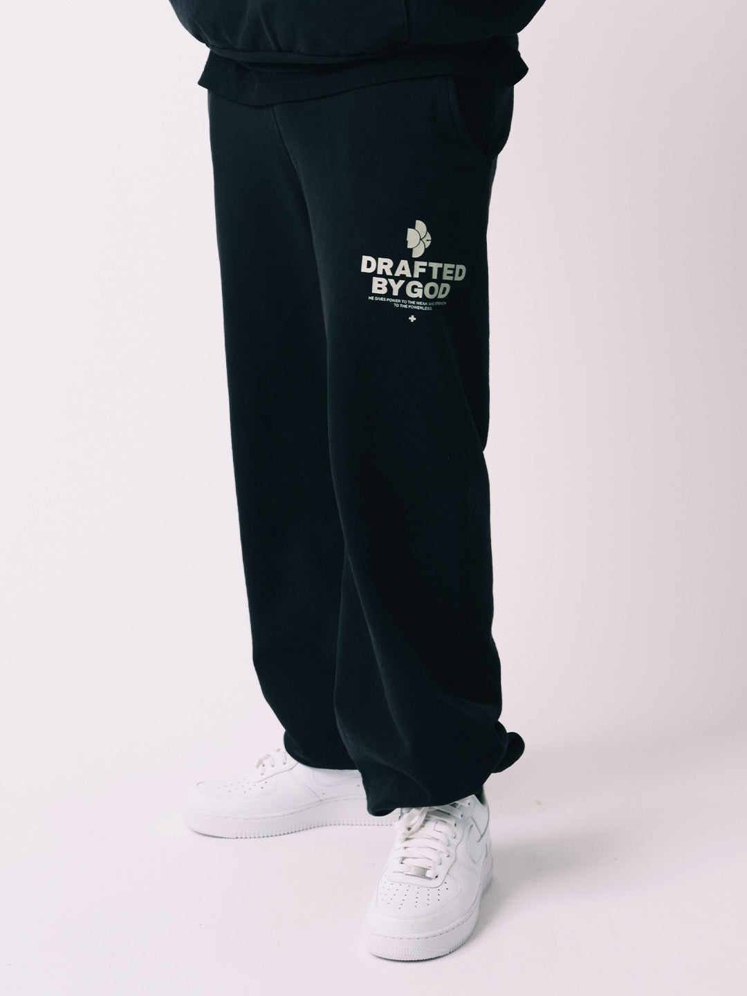 Holy Cross Sweat Pant - Black – Park Madison NYC
