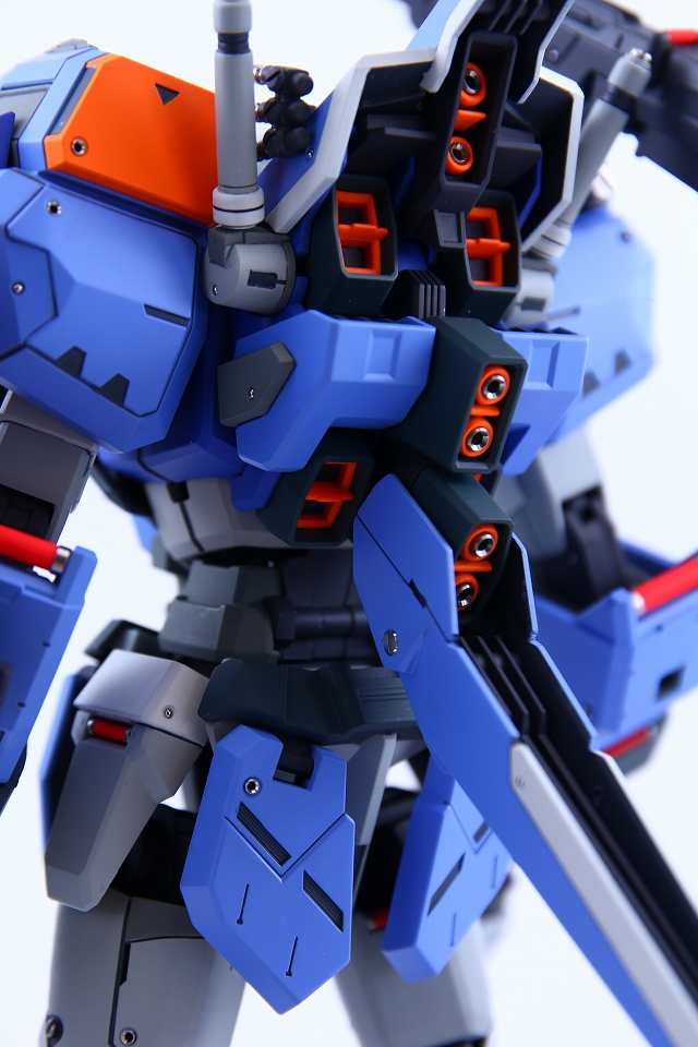 MG GAT-X102デュエルガンダム・アサルトシュラウド S38【ぷらもっち】