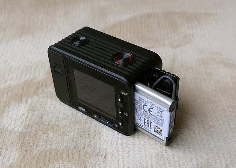 個人開封 SONY DSC-RX0 超小型高級コンデジ これは紳士の高級な