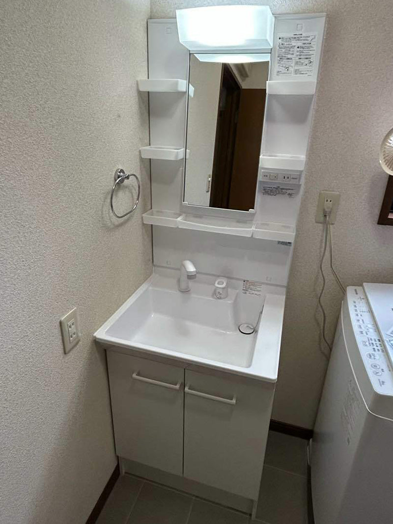 泉大津市］LIXIL 洗面化粧台「PV」の施工事例｜水廻り設備の取替・交換