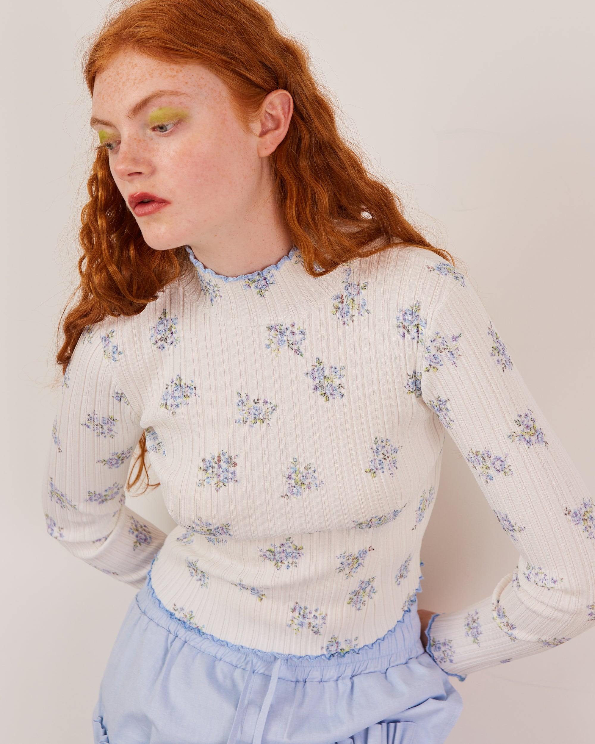 Blue flower rib knit top