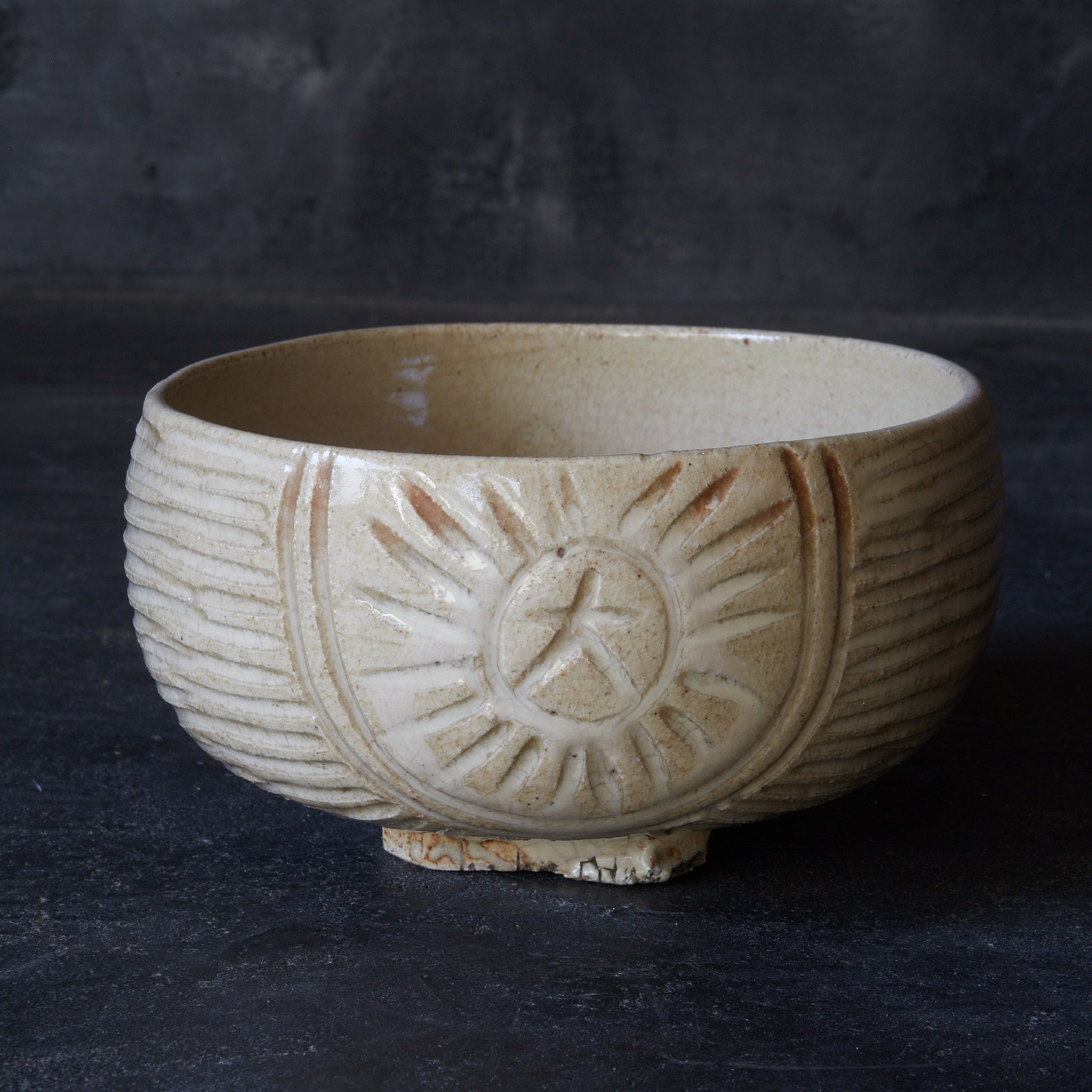 江戸時代 古萩俵手茶碗（1603–1867 CE） | 入蘆花（ロカニイル）