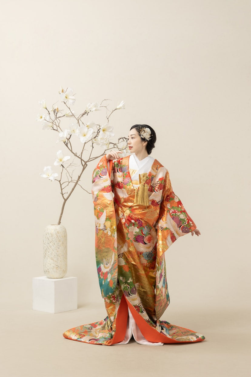 色打掛・飛鶴に亀甲文｜白無垢・色打掛レンタルなら結婚式着物専門の