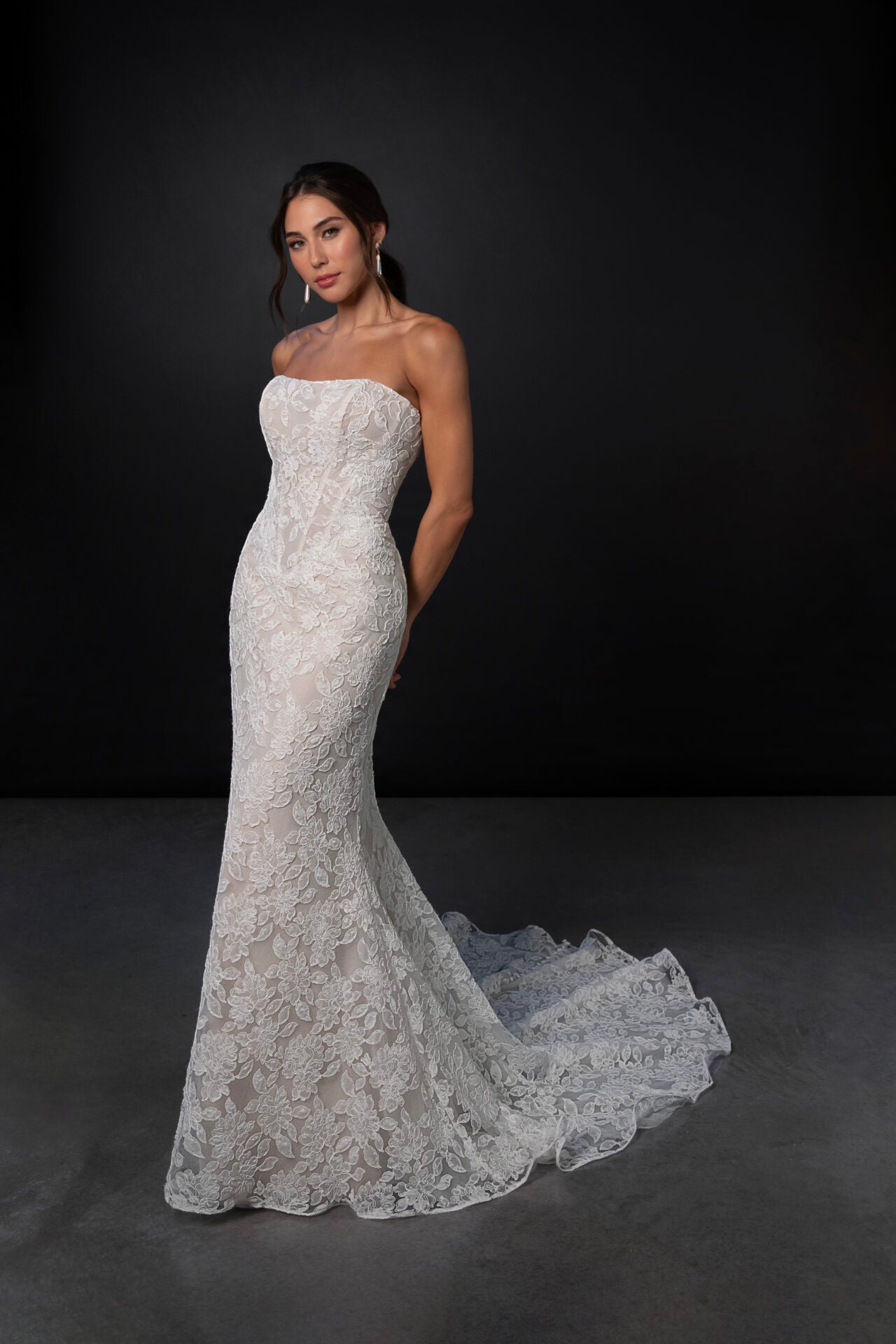 ML1986 by Martina Liana - Floral Lace Fitted Basque Wedding Dress