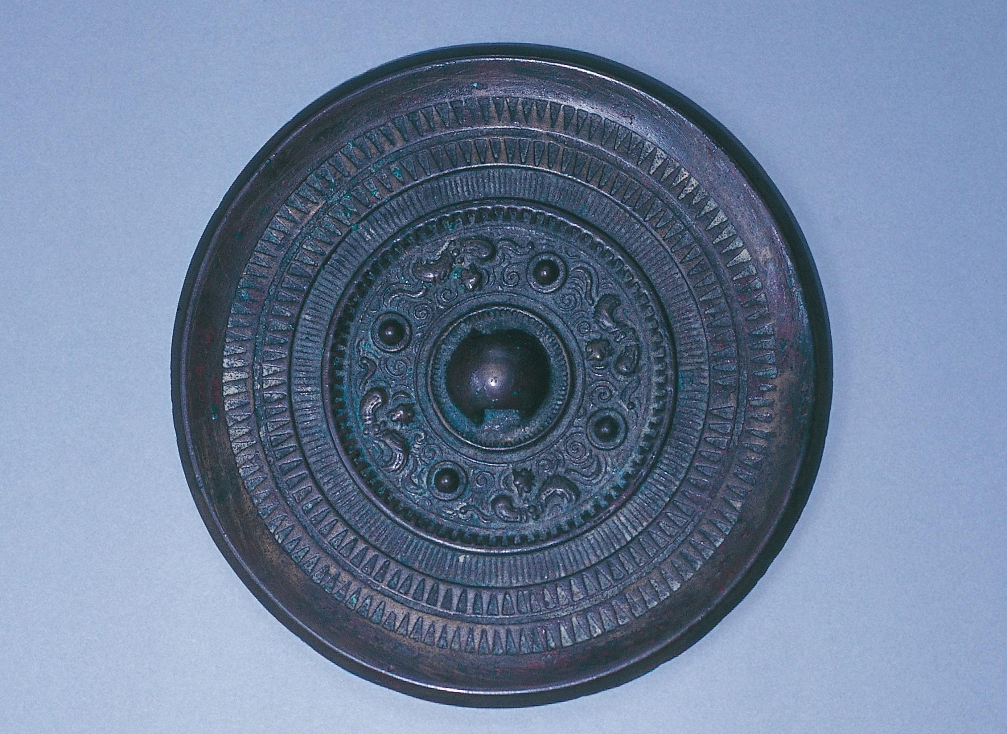 四獣鏡【町指定有形文化財（考古資料）】／小豆島町