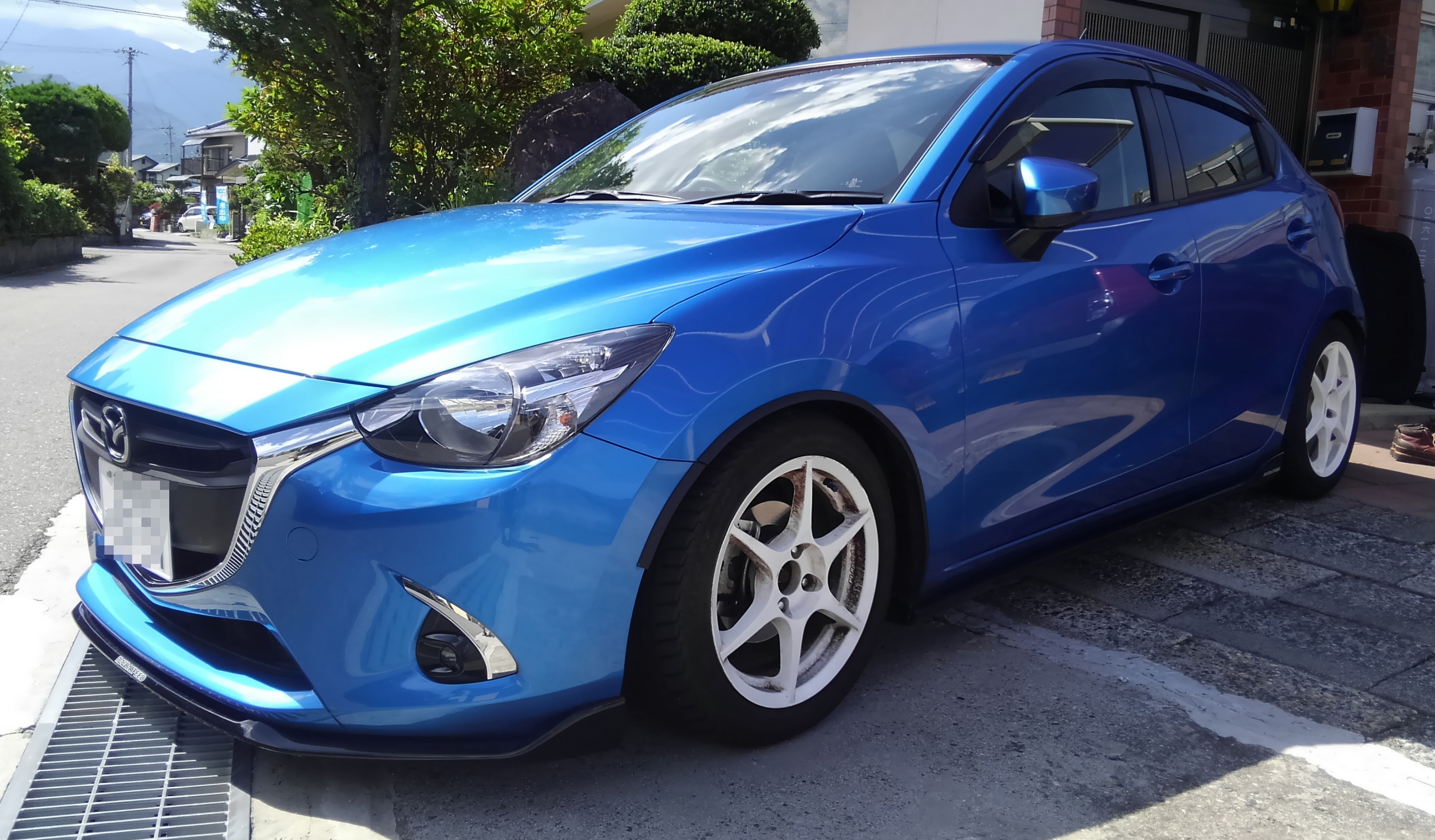 DJLFS デミオ】XYZ車高調 SS TYPEを装着して頂きました。 – XYZ JAPAN