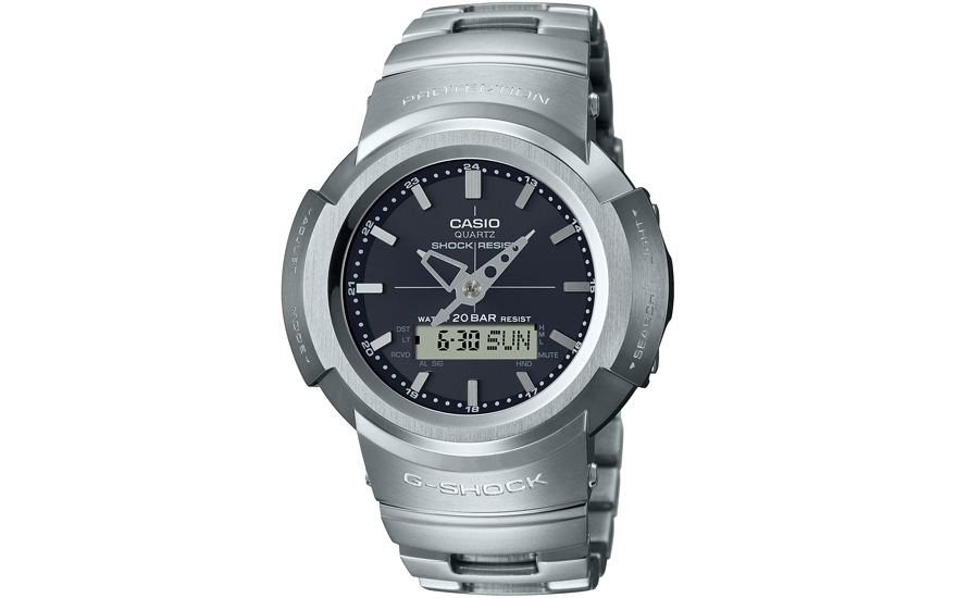 G-SHOCKの初代アナログ・デジタルモデルをフルメタル化した「AWM-500
