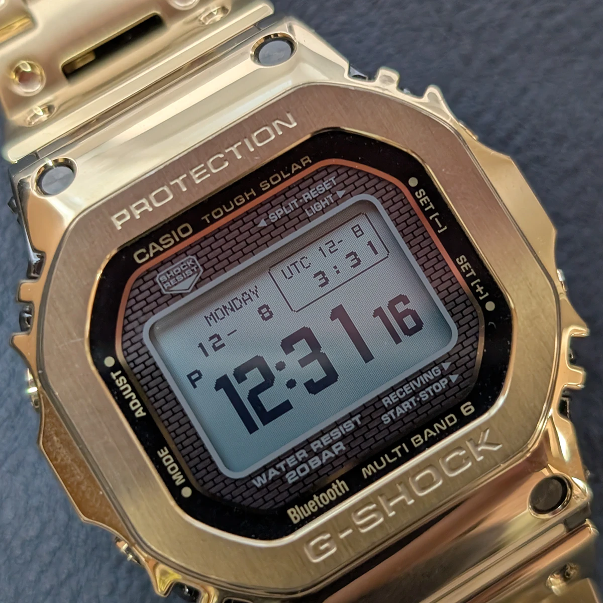 MIP液晶が見やすさ抜群！ 2025年新作のフルメタルG-SHOCK、「GMW