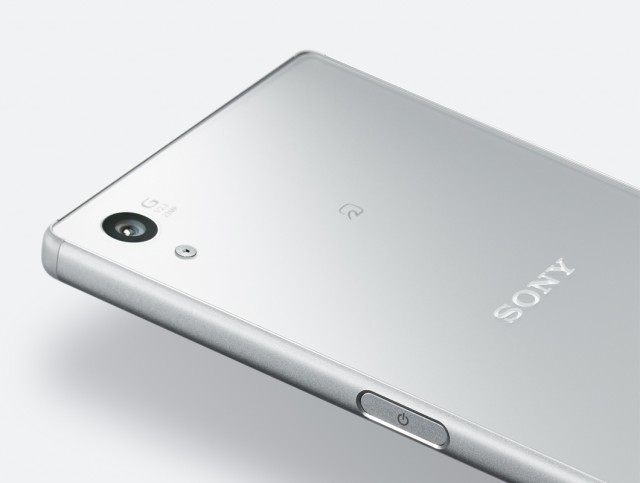 Xperia Z5 (SOV32) announced for au by KDDI in Japan | Xperia Blog