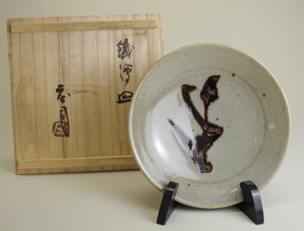 クラフトやまに / 益子焼 人気作家のお店。伝統工芸会や日展陶芸家