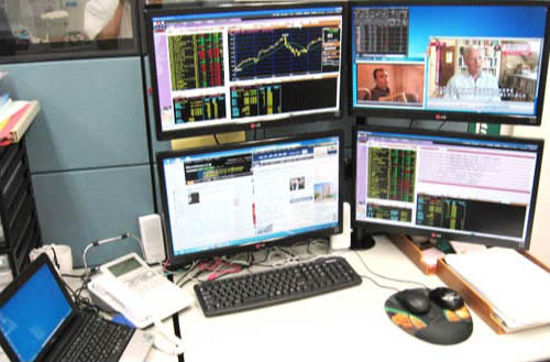 デイトレPC情報 - デイトレPC専門店 エーチャージ マルチモニター対応