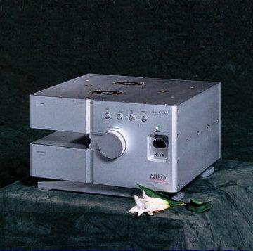 AC2 / ハイエンド・アンプ/プリメイン/パワー/モノラル/インテグレーテッド