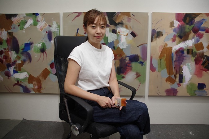 フェイス21世紀]：荻野 夕奈〈画家〉 | Art Annual online