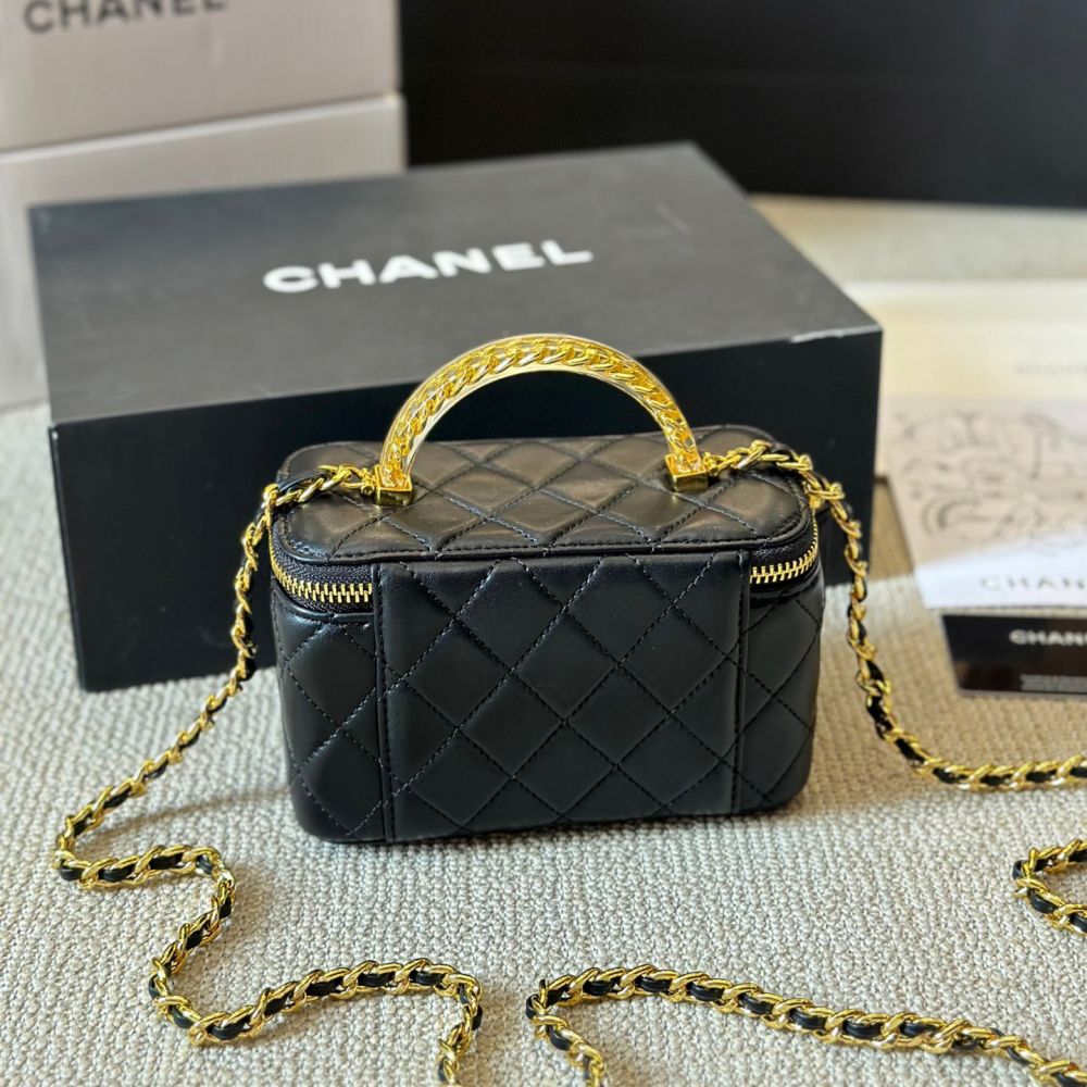 Chanel makeup bag – CiCi-collection Fashion