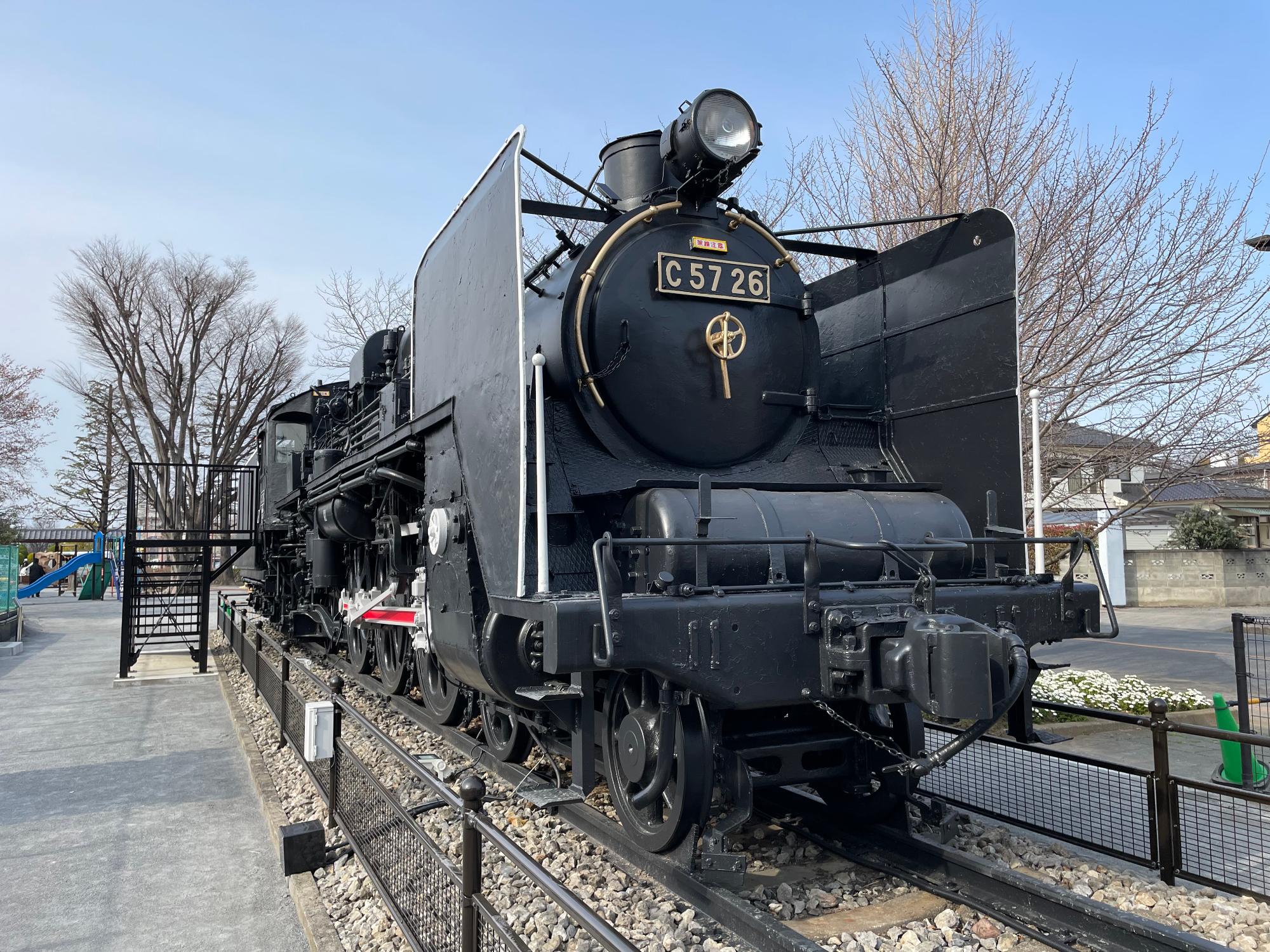 蒸気機関車貴婦人及び本丸児童公園がリニューアルされました／行田市