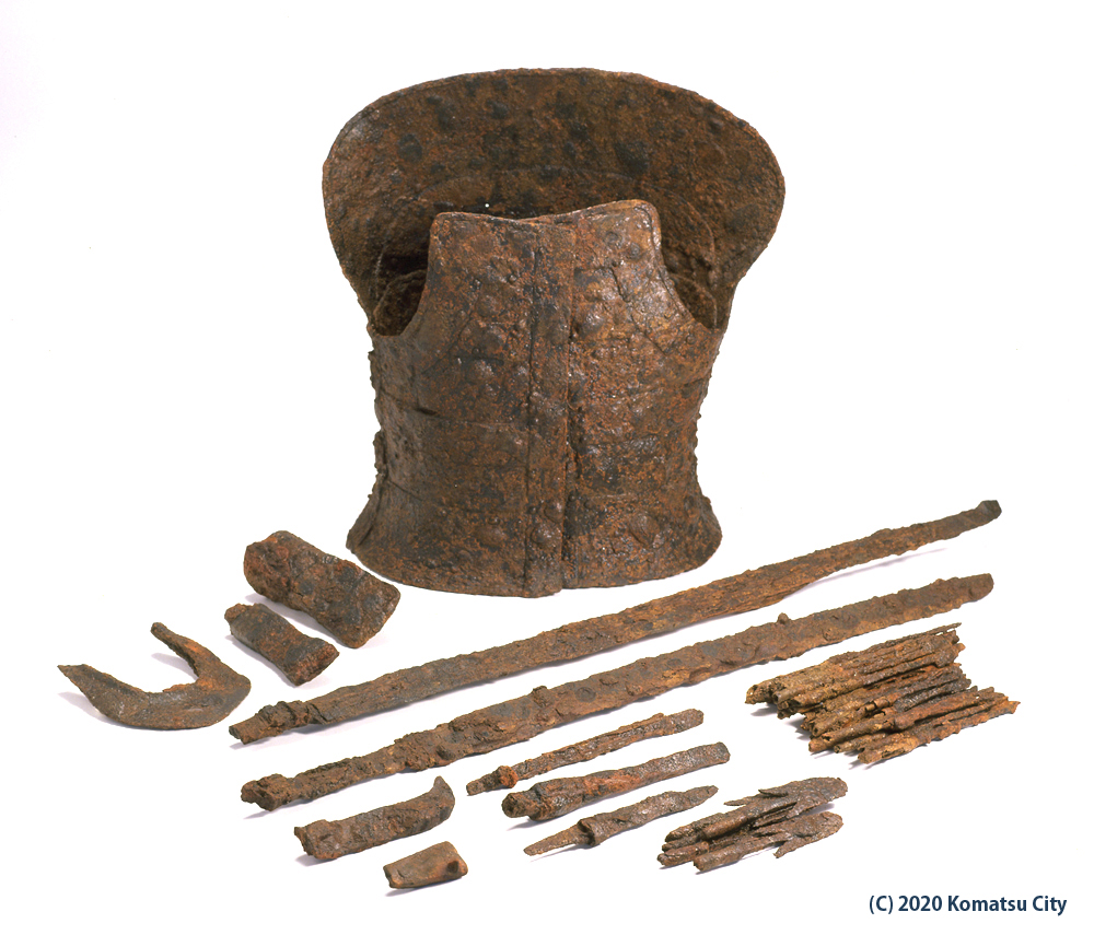 八里向山F7号墳主体部出土資料一括／小松市ホームページ