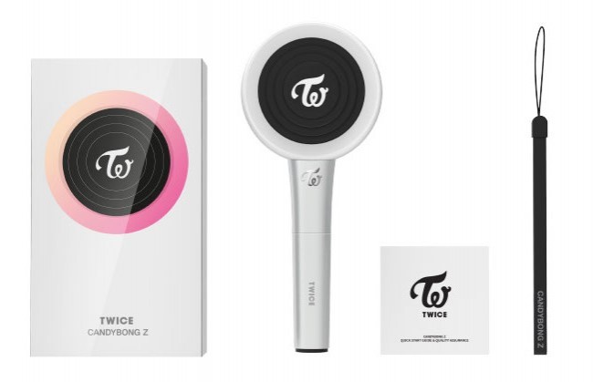 TWICE」オンラインショップで“POPUP STORE”のグッズ＆ペンライトを販売