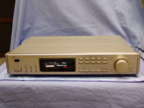 Pioneer F-777 | 株式会社 第一無線