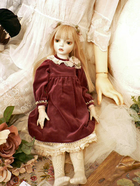 人形の専門店ドルスバラード創作人形作家のご紹介：柘榴さん