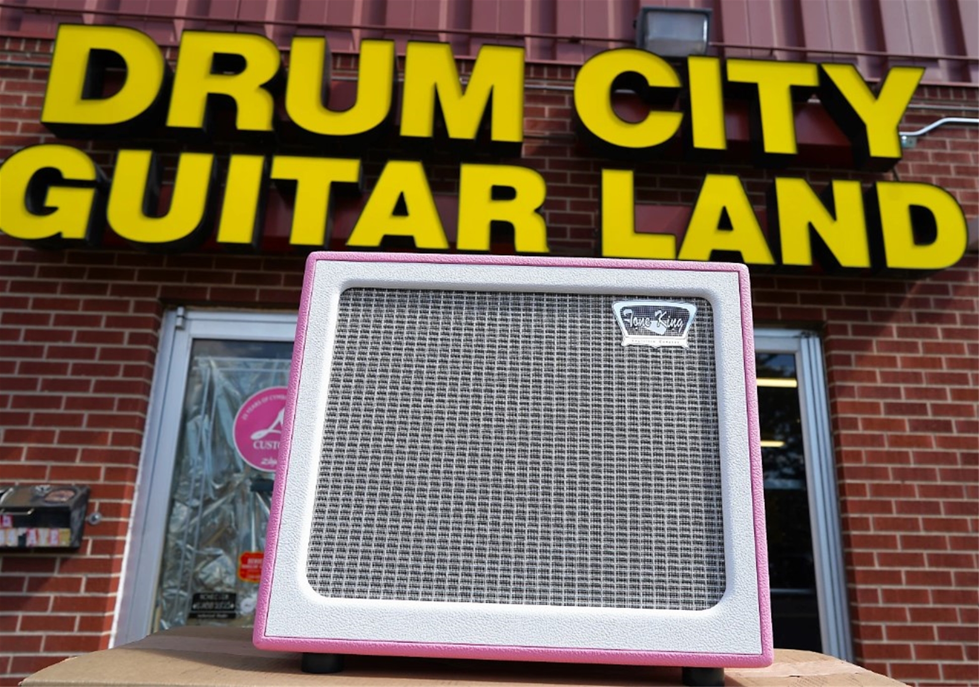 Tone King Gremlin Pink Tolex 5-Watt Tube Combo