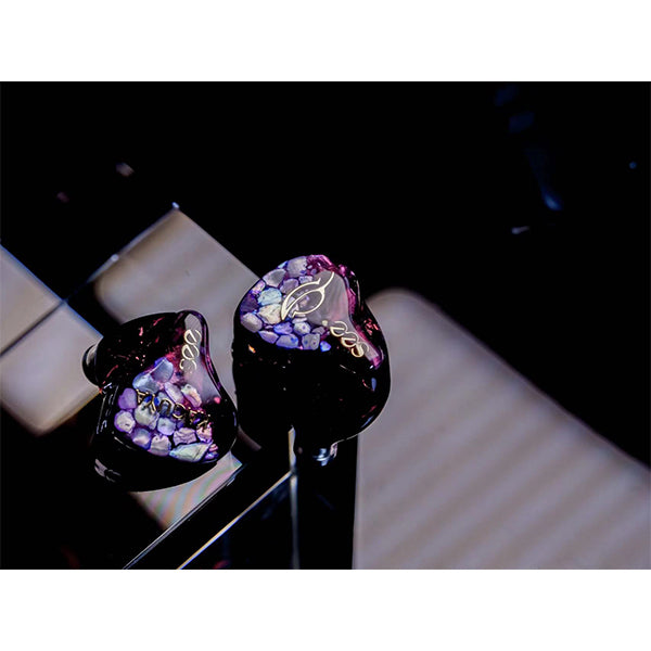 See audio Kaguya – e☆イヤホン