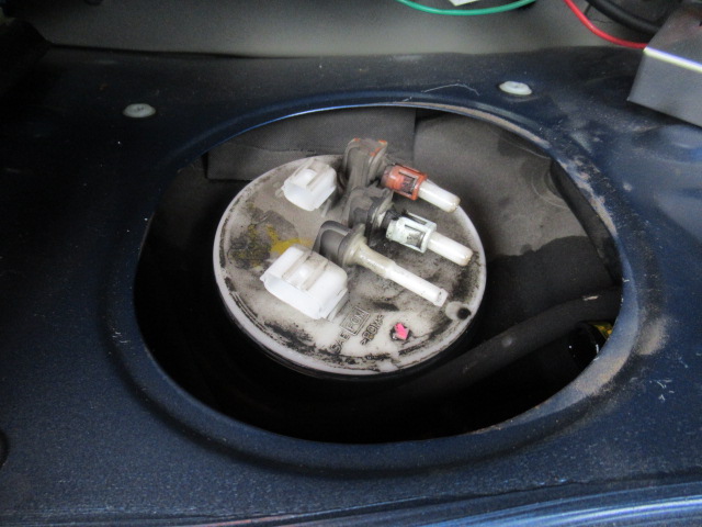 BNR34 燃料ポンプ 交換 & セッティング & R35 メーターLED 打ち換え