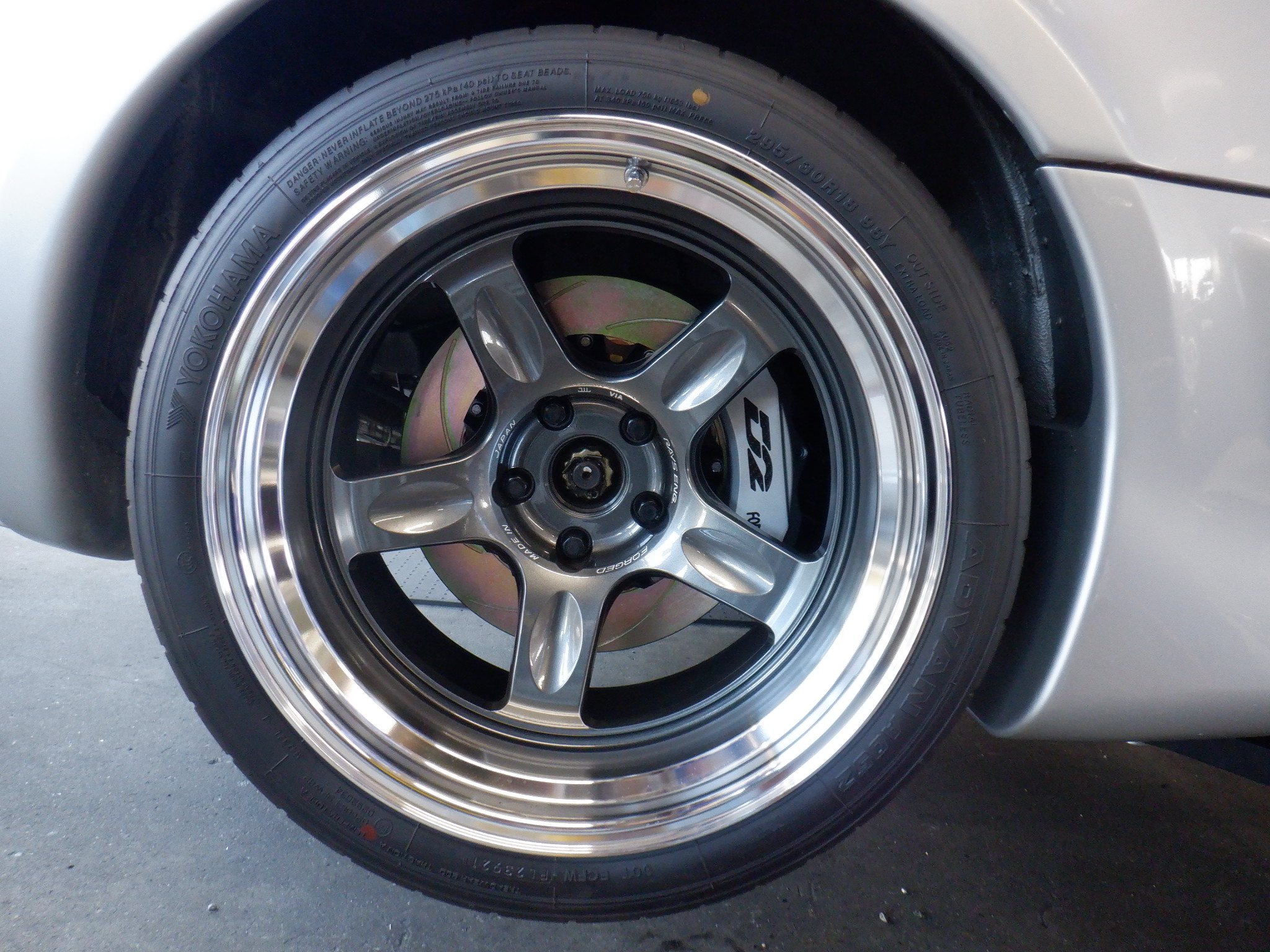 BCNR33 D2モノブロックキャリパーキット 取付 & BCNR33 極上中古車