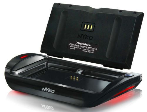 0823)3DS用大容量バッテリー[(3DS)NYKO 3DS CHARGE BASE]を使ってみた