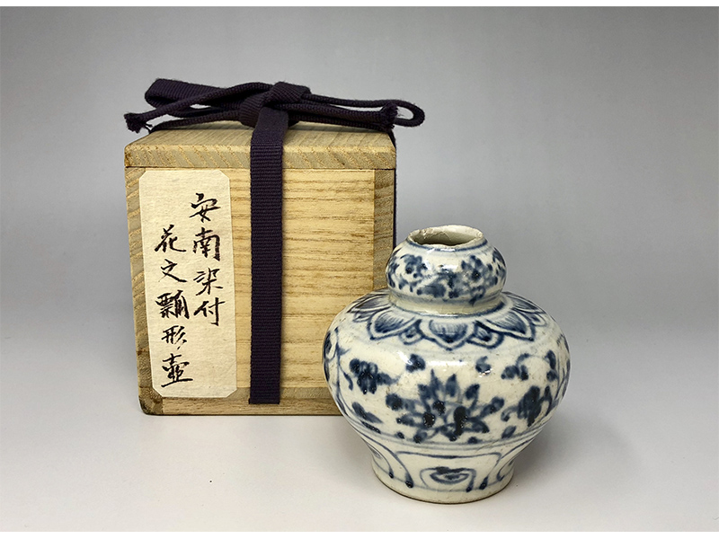 古美術 吉戸 - 安南染付花文瓢形壷 | 古美術品専門サイト fufufufu.com