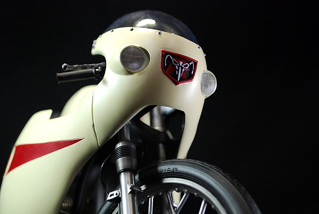 コトブキヤ】 改造人間シリーズVol.2 1/6scale 原作版仮面ライダー2号