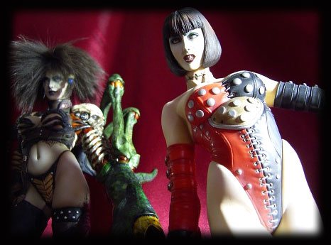 フューチャーモデルズ ニナ・ダークネス 鬼木