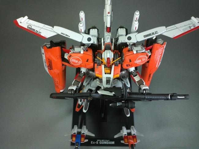 1/100 MG MSA-0011(Ext) Ex-S Gundam: Assembled, Painted, w/No.2 FXA