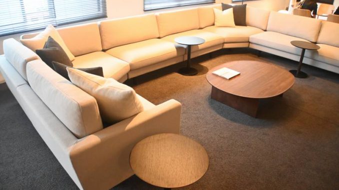 マルニ木工 「MARUNI COLLECTION 2024」新作を国内で販売開始 ▻