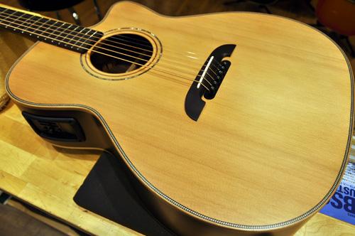 動画！】Alvarez K.yairiリッチーブラックモア仕様が入荷!! | イシバシ