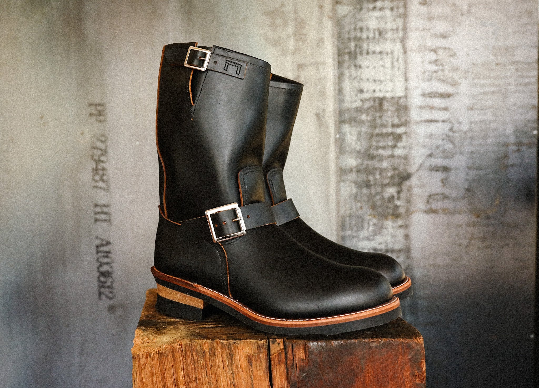 Engineer- Black Klondike (2966) – Iron Shop Provisions