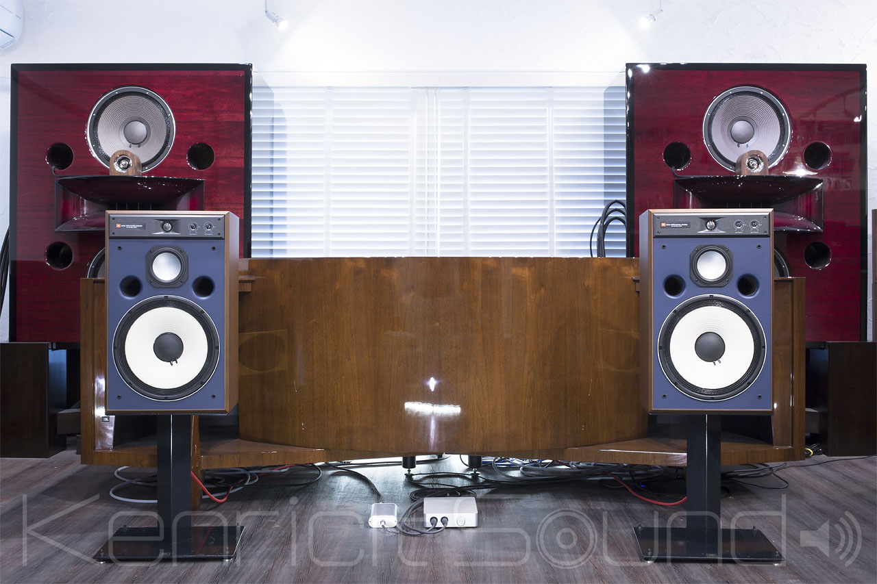 JBL 4319 最新型3wayミドルサイズ・スタジオモニタースピーカー